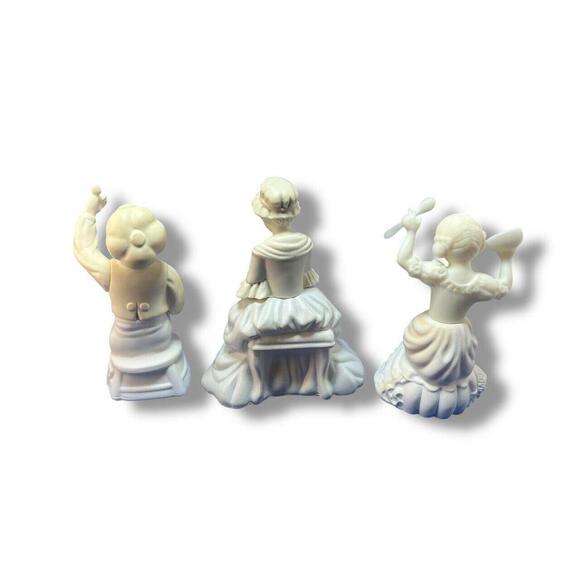 Lot of 3 Vintage Avon Betsy Ross figurine Sonnet Cologne Empty Miss Muffet Jack - Picture 8 of 9